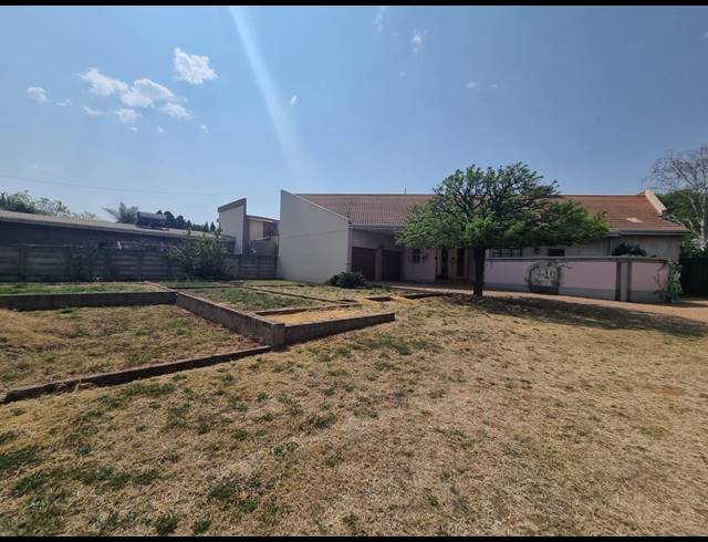 777M² VACANT LAND FOR SALE IN VANDERBIJLPARK SW 5
